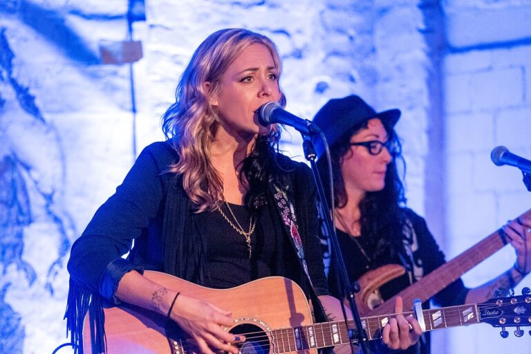 Amanda_Rheaume_-_Kranhaus_Elmshorn_2016_04