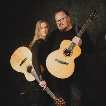 Don Ross & Julie Malía